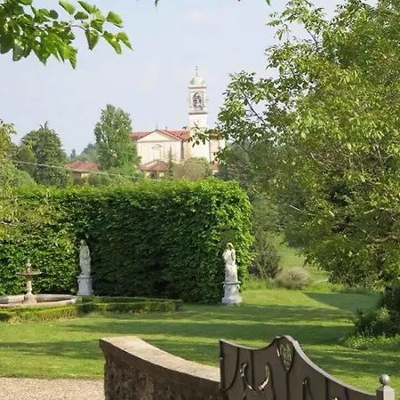 切尔努斯科隆巴尔多内住宿加早餐旅馆 Cernusco Lombardone