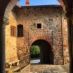 Castello Di Bed & Breakfast 4*