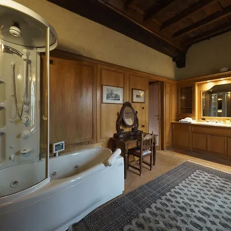 Castello Di 4* Cernusco Lombardone