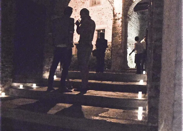 Oda ve Kahvaltı Castello Di Cernusco Lombardone