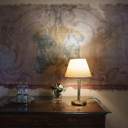 ベッド・アンド・ブレックファスト Castello Di Cernusco Lombardone